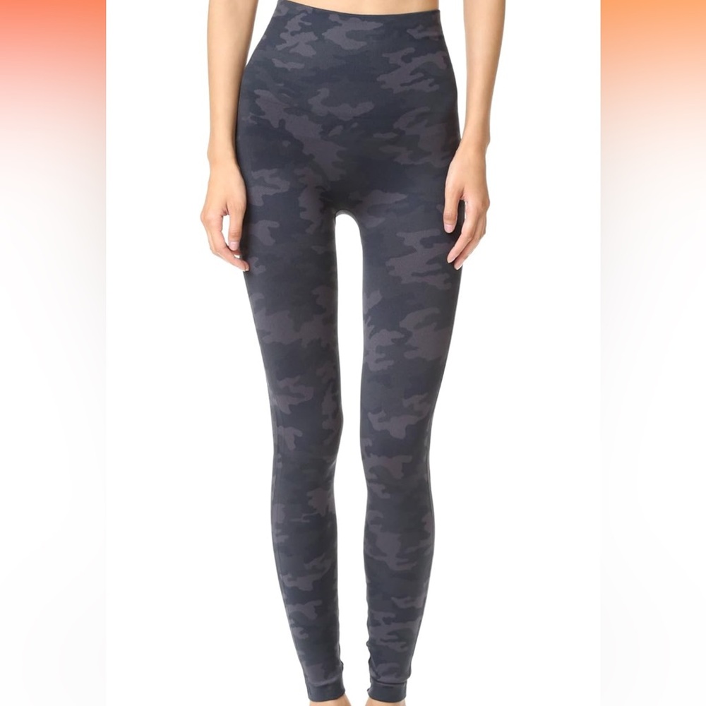 SPANX Look at Me Now Seamless Leggings - Picture 1 of 5